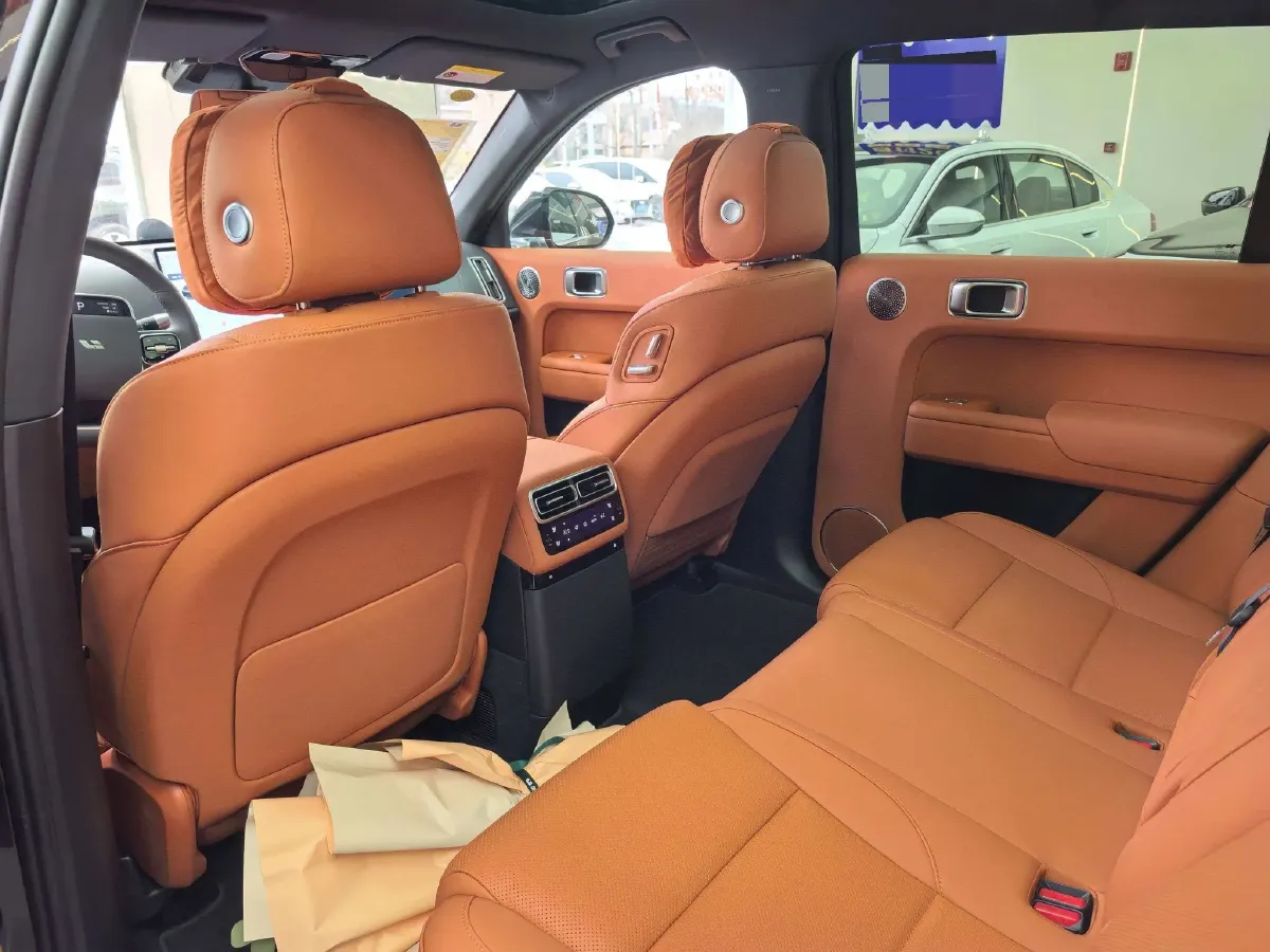 2025 Li L7 Range Extended 154HP REEV,autocango,china used car exporter,china ev exporter,chinese used car exporter,chinese used ev exporter