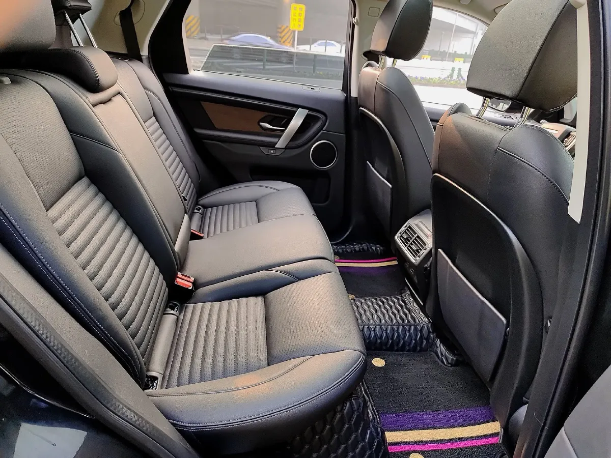 2024 Land Rover Discovery Sport 2.0T 249HP L4 9AT,autocango,china used car exporter,china ev exporter,chinese used car exporter,chinese used ev exporter