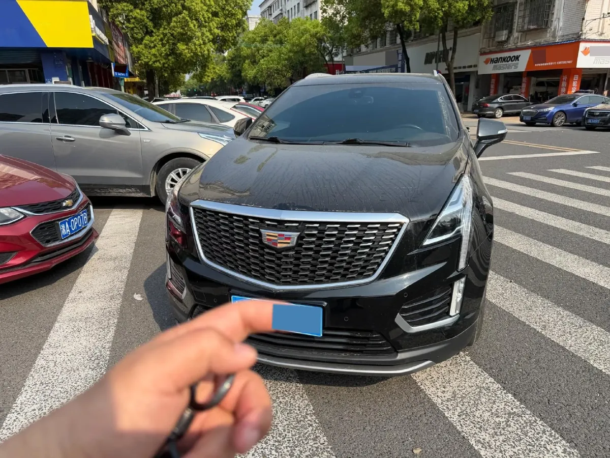 2021 Cadillac XT5 2.0T 237HP L4 9AT,autocango,china used car exporter,china ev exporter,chinese used car exporter,chinese used ev exporter