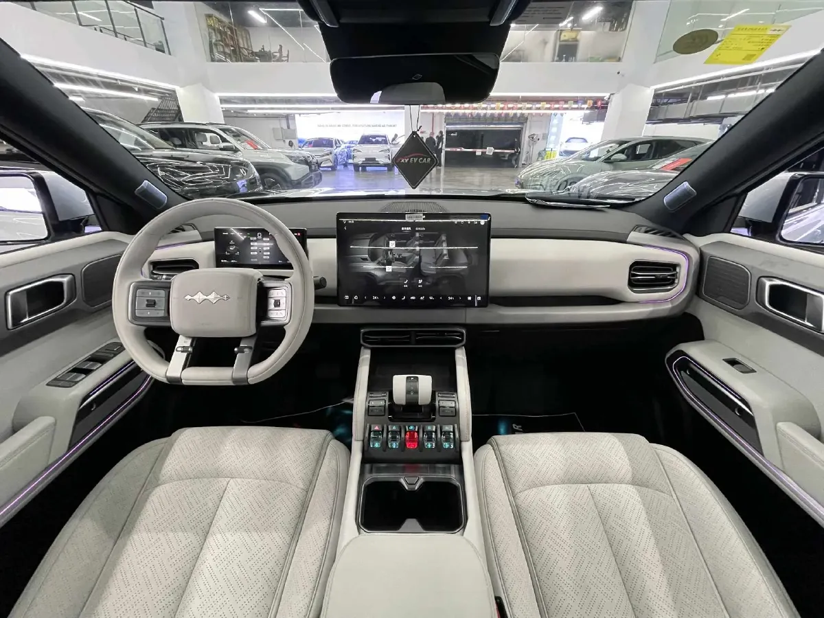 2025 FangChengBao Tai 3 BEV,autocango,china used car exporter,china ev exporter,chinese used car exporter,chinese used ev exporter