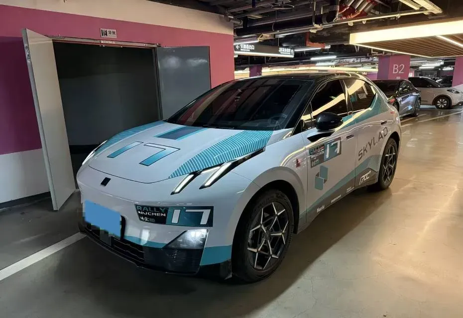 2025 Dongfeng Z9 2.0T 258HP L4 8AT,autocango,china used car exporter,china ev exporter,chinese used car exporter,chinese used ev exporter