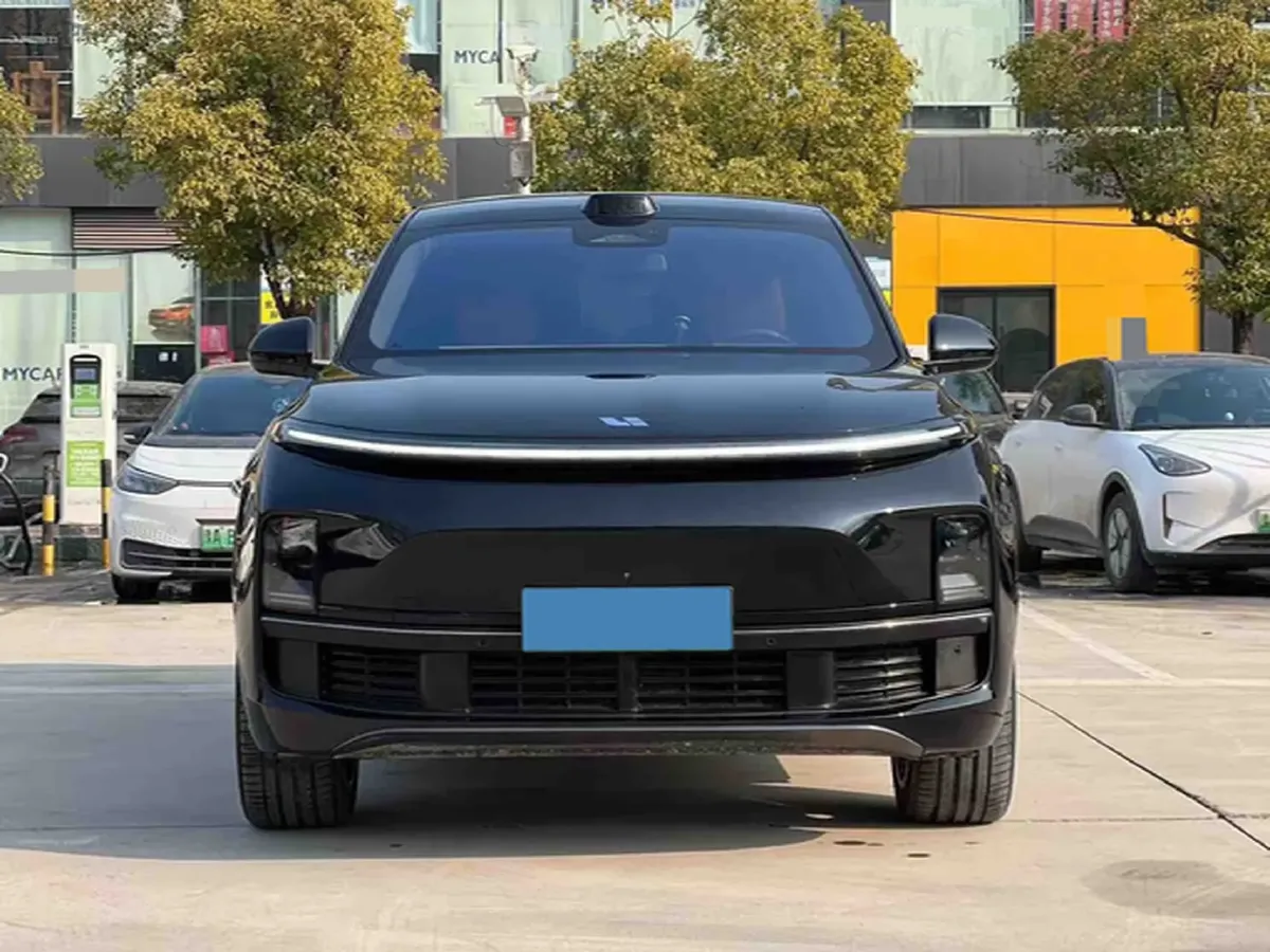 2022 Li L9 Range Extended 154HP REEV 42.6KWH,autocango,china used car exporter,china ev exporter,chinese used car exporter,chinese used ev exporter