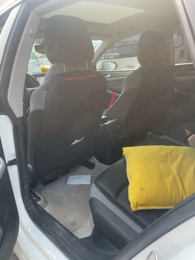 2023 Volkswagen Lamando 1.4T 150HP L4 7DCT,autocango,china used car exporter,china ev exporter,chinese used car exporter,chinese used ev exporter