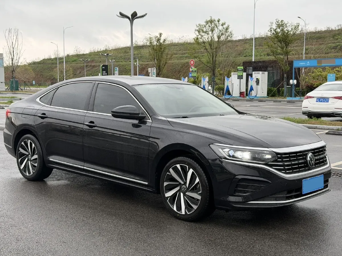 2022 Skoda Kodiak GT 2.0T 186HP L4 7DCT,autocango,china used car exporter,china ev exporter,chinese used car exporter,chinese used ev exporter