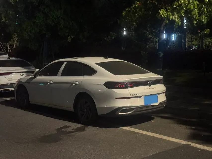 2023 Volkswagen Lamando 1.4T 150HP L4 7DCT,autocango,china used car exporter,china ev exporter,chinese used car exporter,chinese used ev exporter