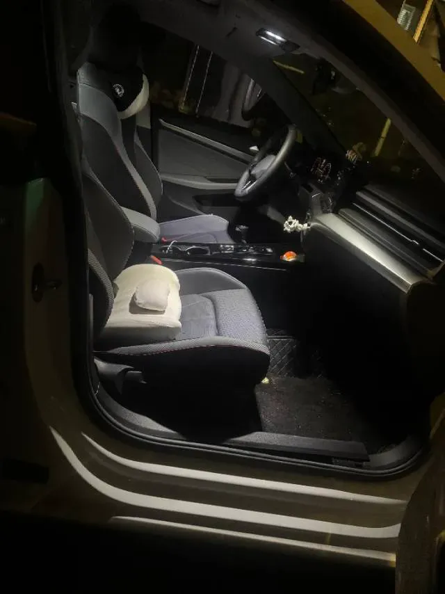 2023 Volkswagen Lamando 1.4T 150HP L4 7DCT,autocango,china used car exporter,china ev exporter,chinese used car exporter,chinese used ev exporter