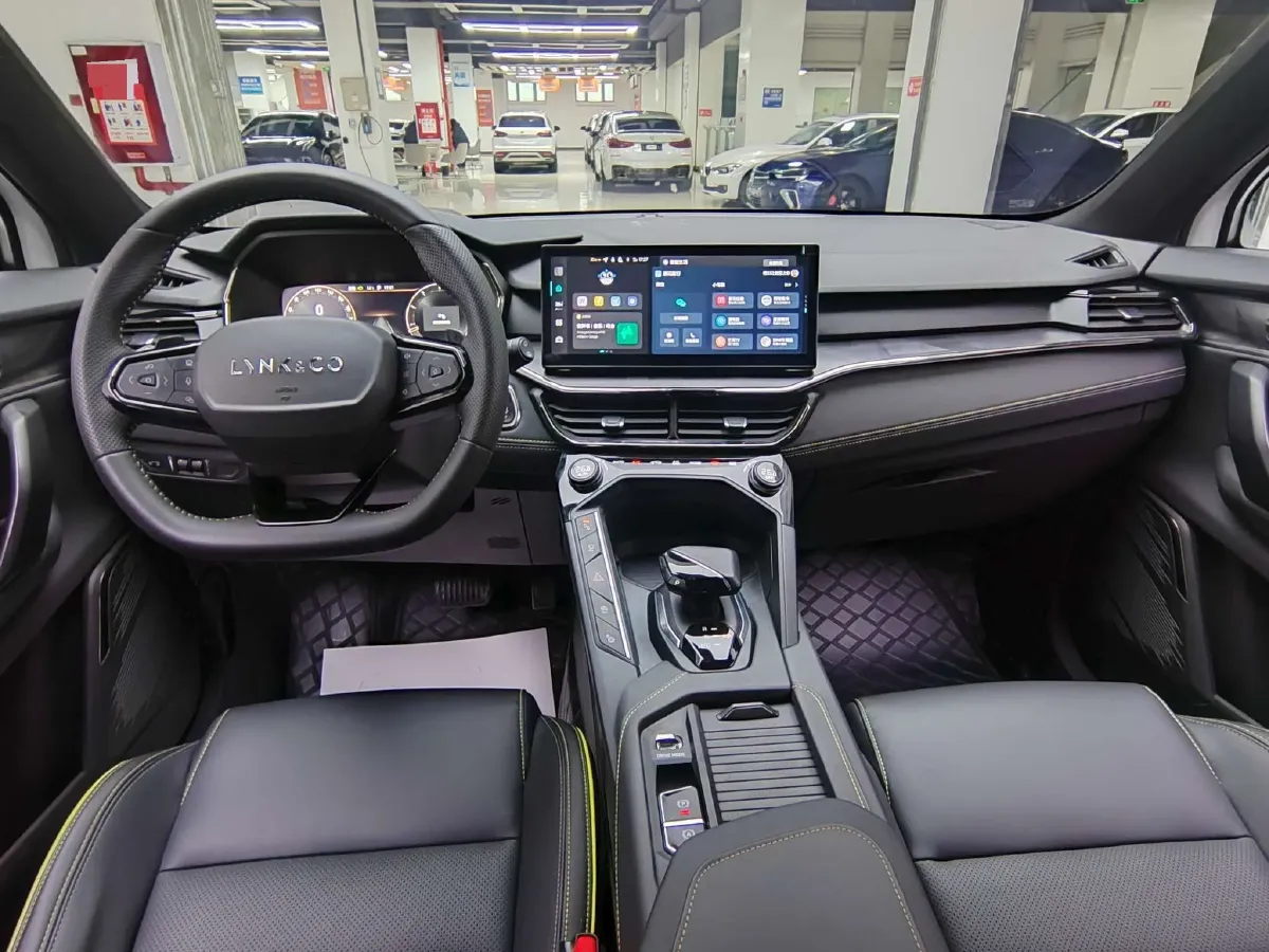 2023 LYNK&CO 06 1.5T 181HP L4 7DCT,autocango,china used car exporter,china ev exporter,chinese used car exporter,chinese used ev exporter