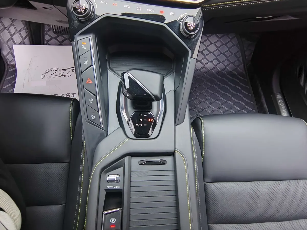 2023 LYNK&CO 06 1.5T 181HP L4 7DCT,autocango,china used car exporter,china ev exporter,chinese used car exporter,chinese used ev exporter