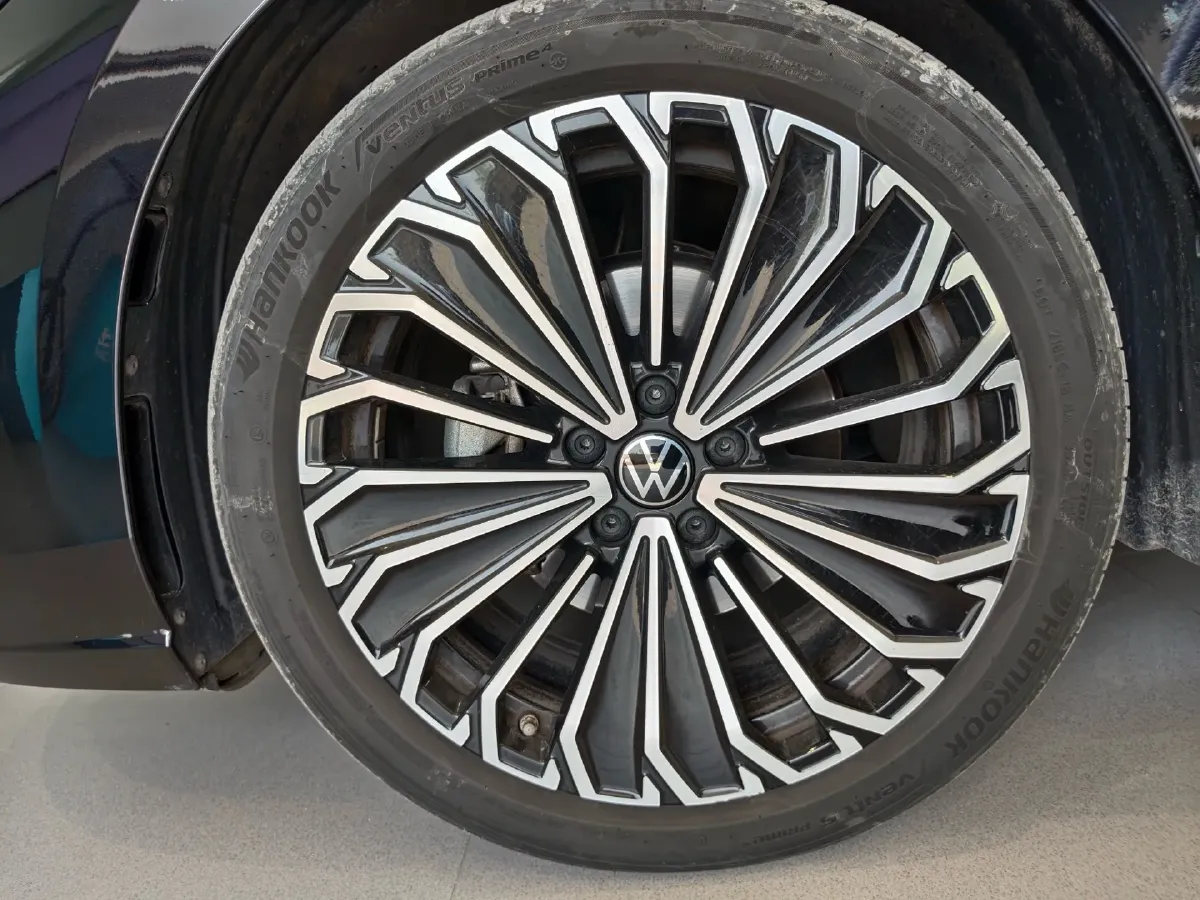 2025 Volkswagen Passat 2.0T 220HP L4 7DCT,autocango,china used car exporter,china ev exporter,chinese used car exporter,chinese used ev exporter