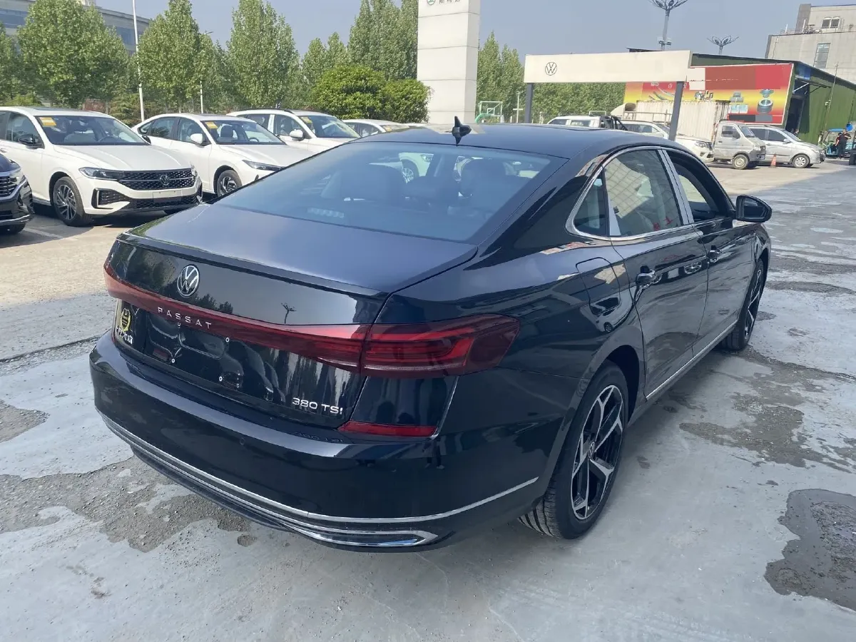 2026 Volkswagen Passat 2.0T 220HP L4 7DCT,autocango,china used car exporter,china ev exporter,chinese used car exporter,chinese used ev exporter