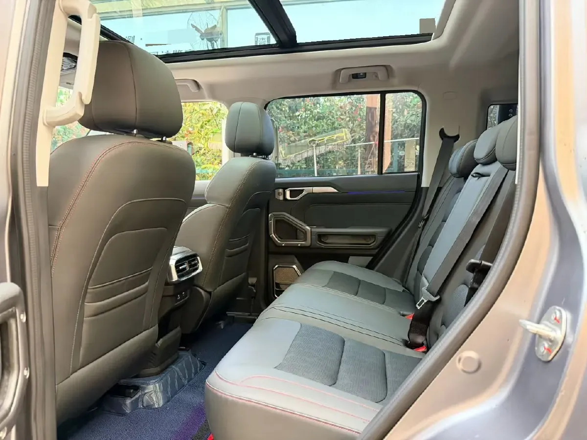 2023 Jetour Traveller 2.0T 254HP L4 7DCT,autocango,china used car exporter,china ev exporter,chinese used car exporter,chinese used ev exporter