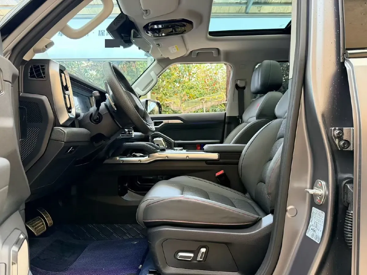 2023 Jetour Traveller 2.0T 254HP L4 7DCT,autocango,china used car exporter,china ev exporter,chinese used car exporter,chinese used ev exporter