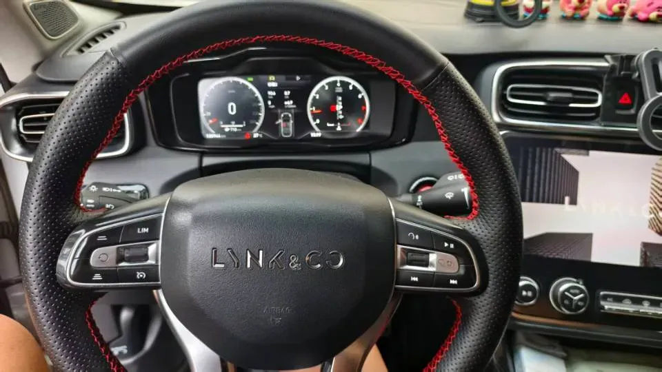 2019 Beijing BJ40 2.0T 218HP L4 6AT,autocango,china used car exporter,china ev exporter,chinese used car exporter,chinese used ev exporter