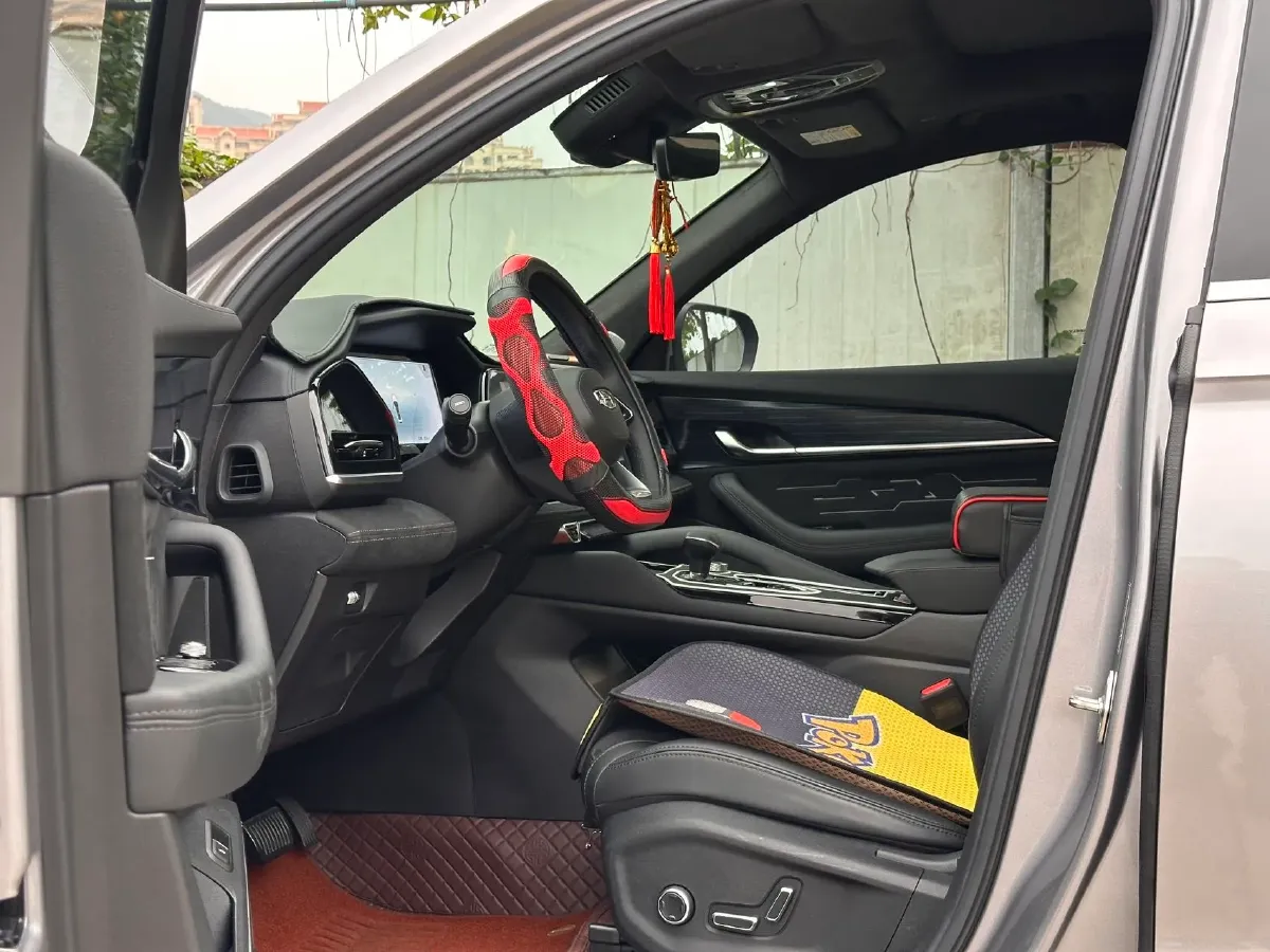 2024 Geely Monjaro 2.0T 238HP L4 8AT,autocango,china used car exporter,china ev exporter,chinese used car exporter,chinese used ev exporter