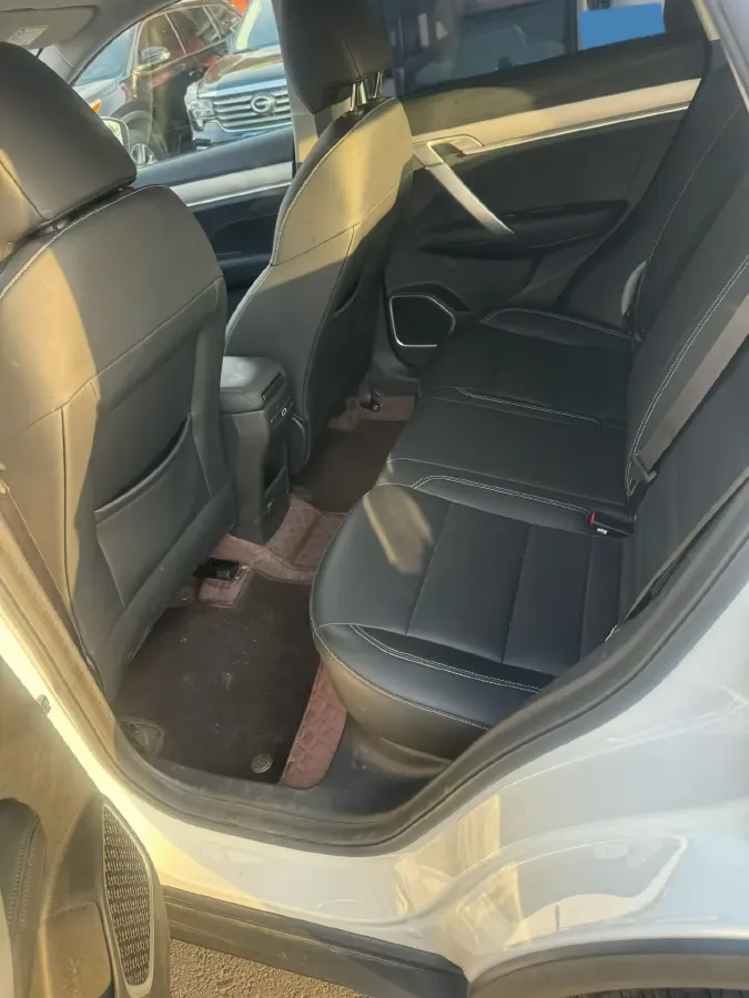 2025 Geely Coolray 1.5L 126HP L4 CVT,autocango,china used car exporter,china ev exporter,chinese used car exporter,chinese used ev exporter