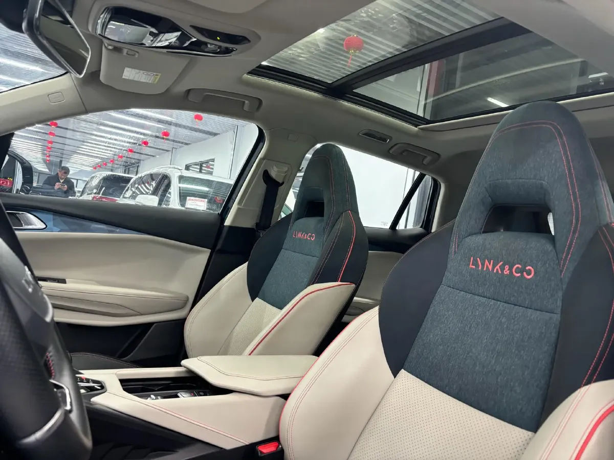 2020 LYNK&CO 06 1.5T 177HP L3 7DCT,autocango,china used car exporter,china ev exporter,chinese used car exporter,chinese used ev exporter