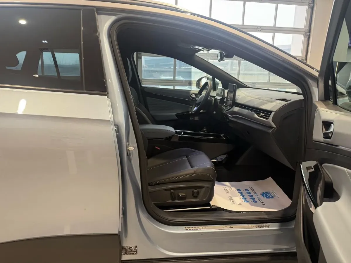 2025 Volkswagen ID.4 X BEV 52.8KWH,autocango,china used car exporter,china ev exporter,chinese used car exporter,chinese used ev exporter