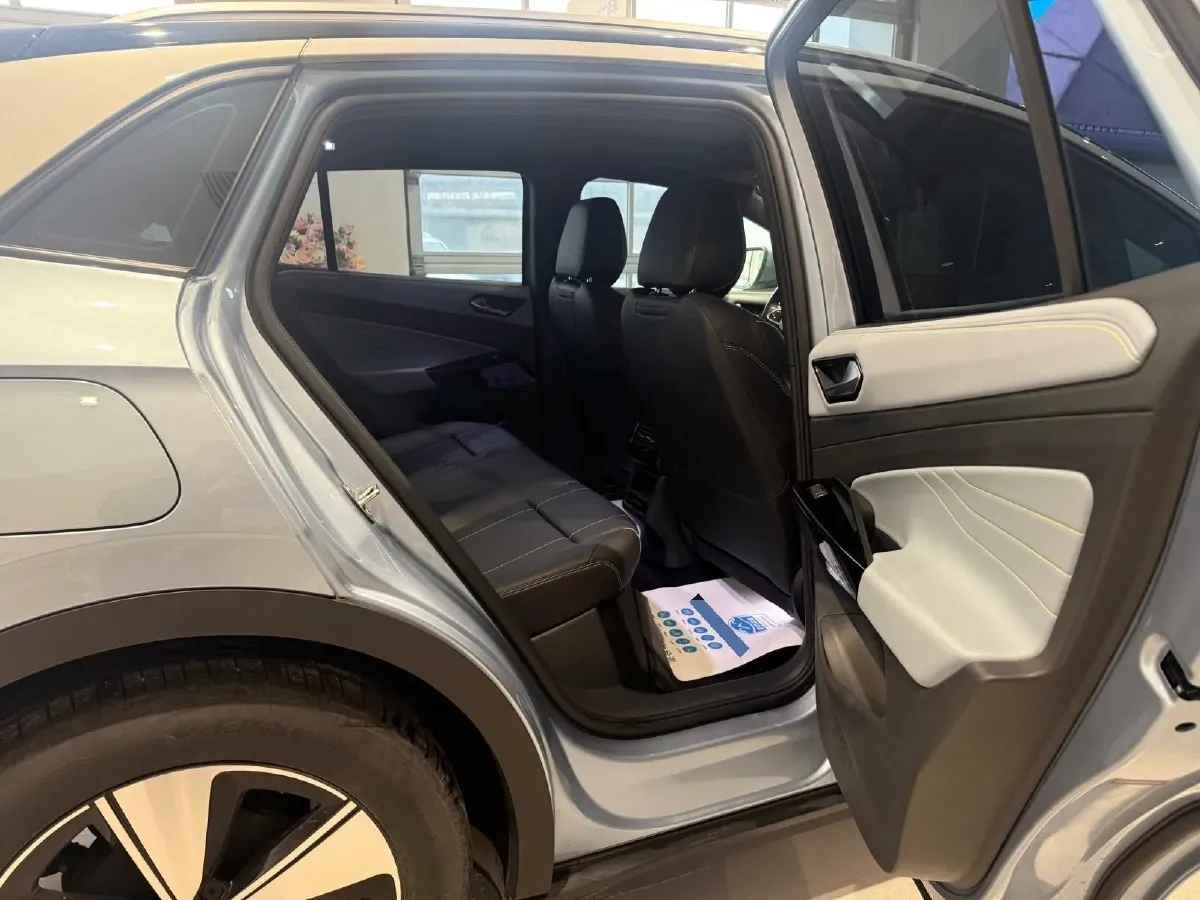 2025 Volkswagen ID.4 X BEV 52.8KWH,autocango,china used car exporter,china ev exporter,chinese used car exporter,chinese used ev exporter