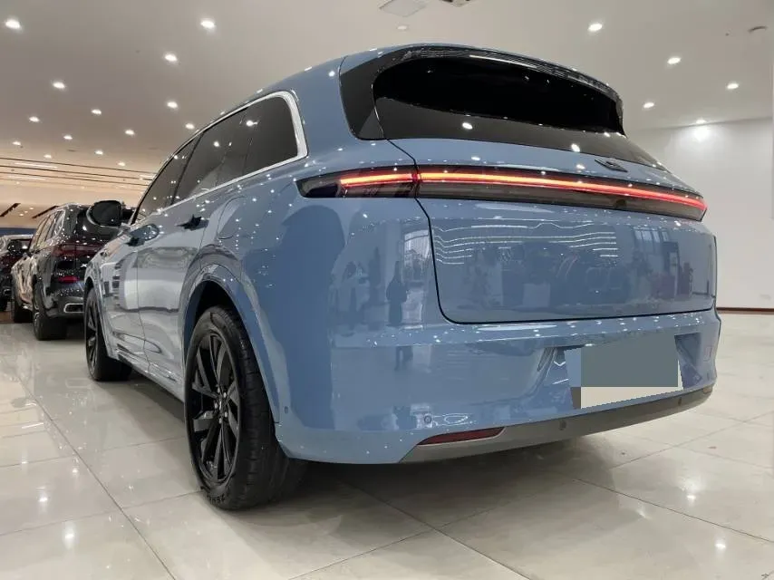 2023 Li L7 Range Extended 154HP REEV 40.9KWH,autocango,china used car exporter,china ev exporter,chinese used car exporter,chinese used ev exporter