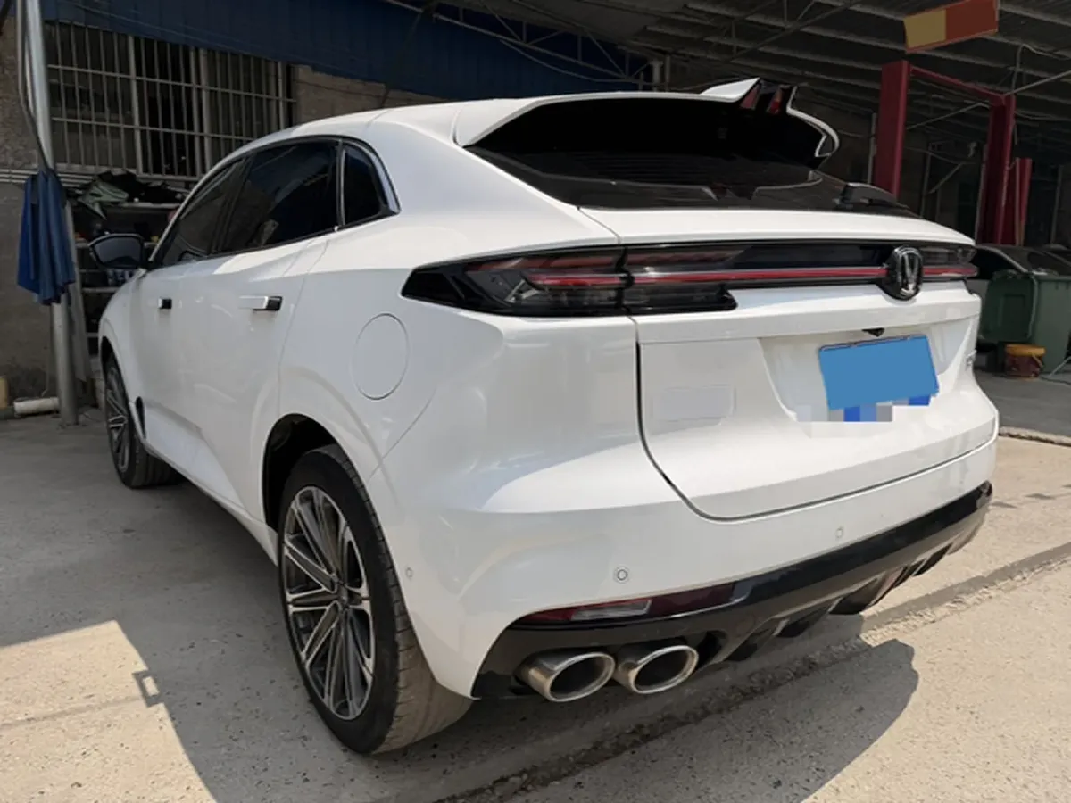 2021 ChangAn UNI-K 2.0T 233HP L4 8AT,autocango,china used car exporter,china ev exporter,chinese used car exporter,chinese used ev exporter