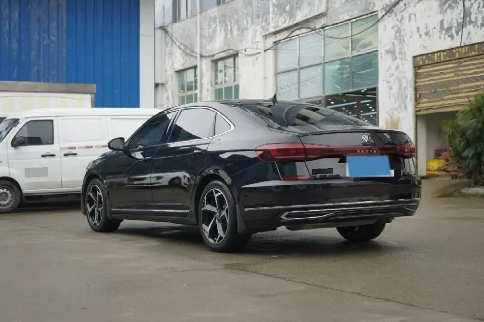 2023 Volkswagen Passat 2.0T 186HP L4 7DCT,autocango,china used car exporter,china ev exporter,chinese used car exporter,chinese used ev exporter