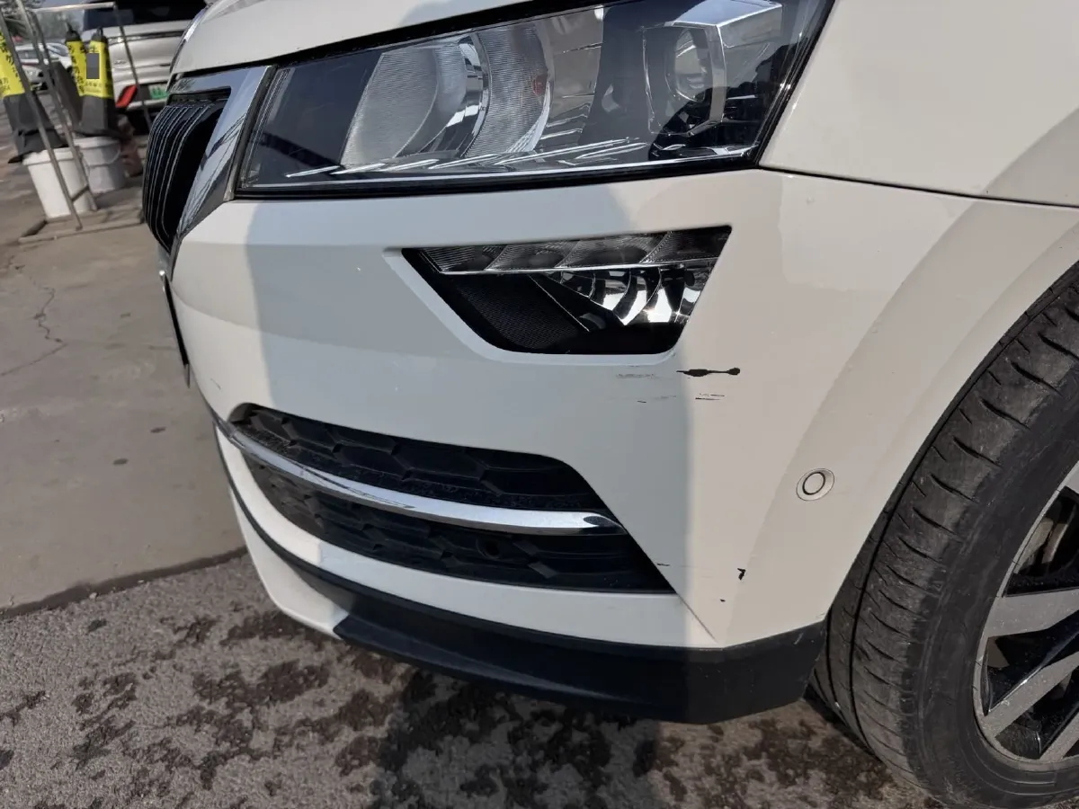 2020 Skoda Karoq 1.4T 150HP L4 7DCT,autocango,china used car exporter,china ev exporter,chinese used car exporter,chinese used ev exporter