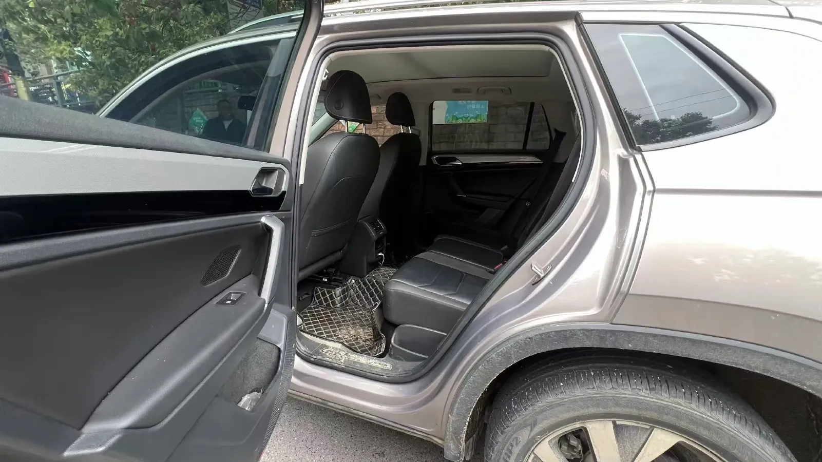 2021 Volkswagen Tayron 2.0T 186HP L4 7DCT,autocango,china used car exporter,china ev exporter,chinese used car exporter,chinese used ev exporter