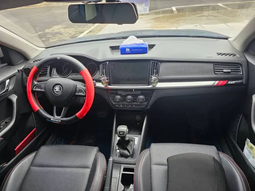 2021 Skoda Kamiq 1.2T 116HP L4 7DCT,autocango,china used car exporter,china ev exporter,chinese used car exporter,chinese used ev exporter