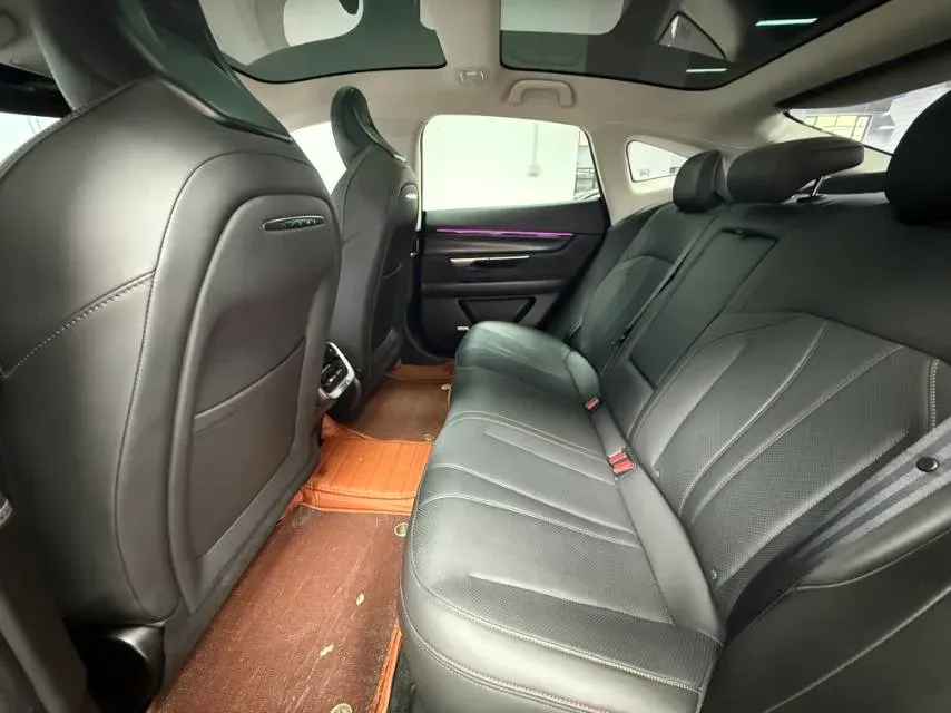 2022 Xpeng P7 BEV 83.1KWH,autocango,china used car exporter,china ev exporter,chinese used car exporter,chinese used ev exporter