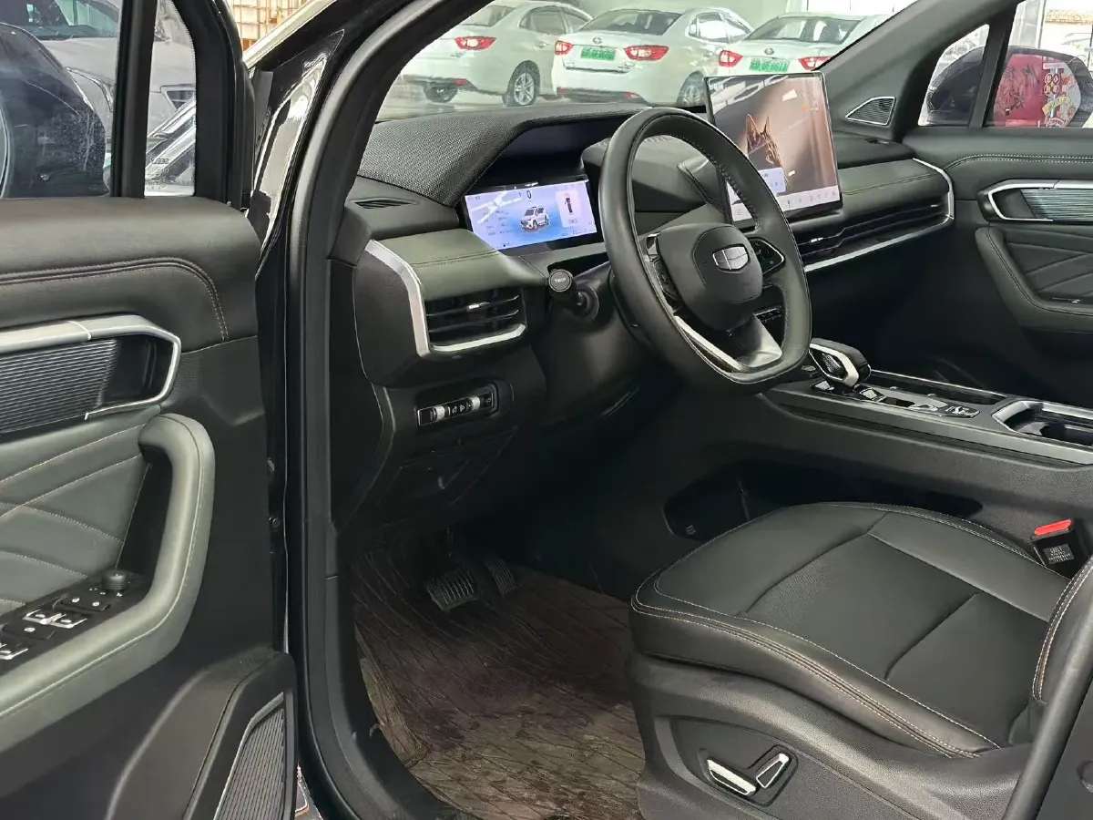 2024 Geely Okavango L 2.0T 218HP L4 7DCT,autocango,china used car exporter,china ev exporter,chinese used car exporter,chinese used ev exporter