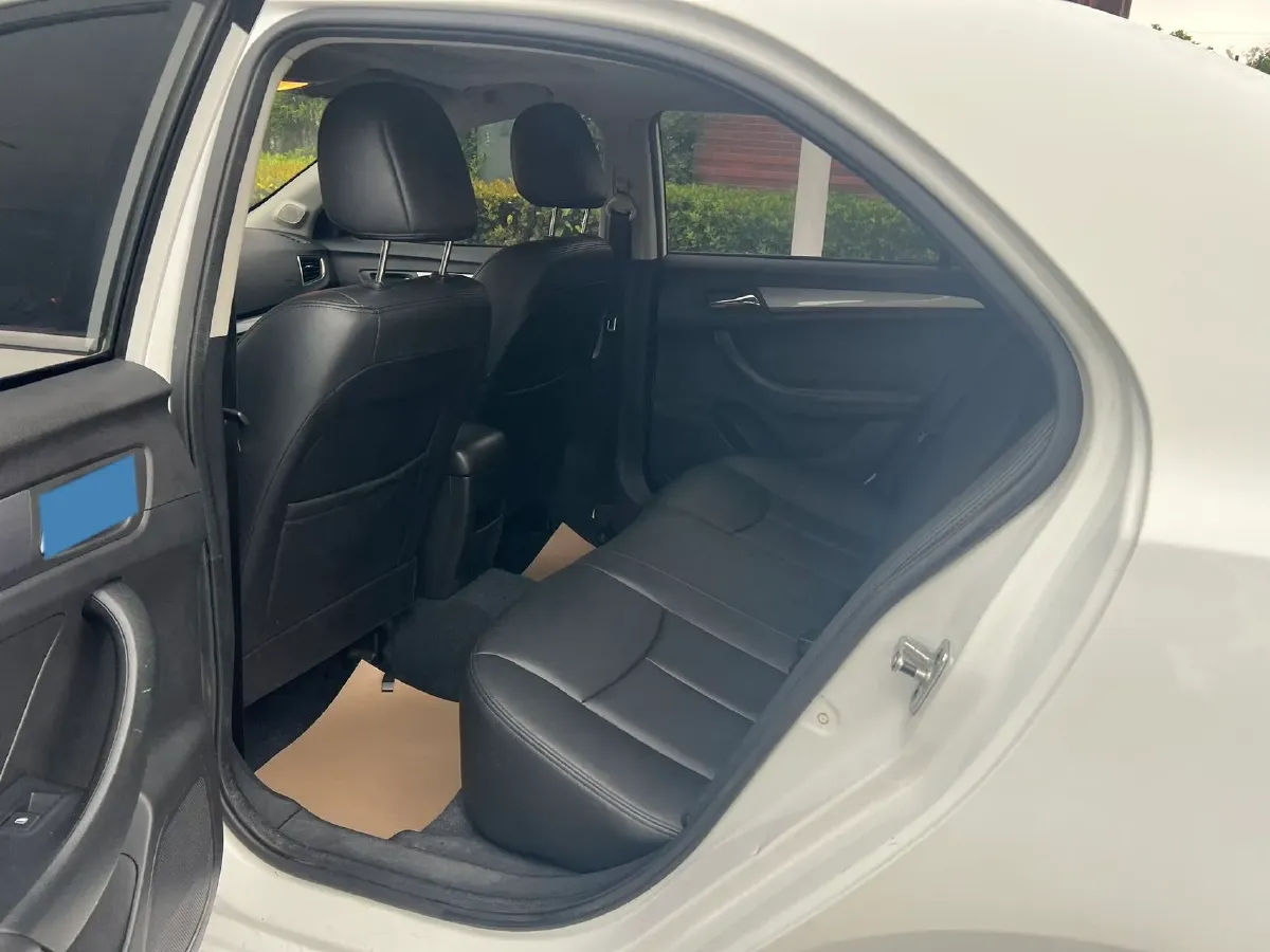 2018 Roewe 360 1.5L 116HP L4 4AT,autocango,china used car exporter,china ev exporter,chinese used car exporter,chinese used ev exporter