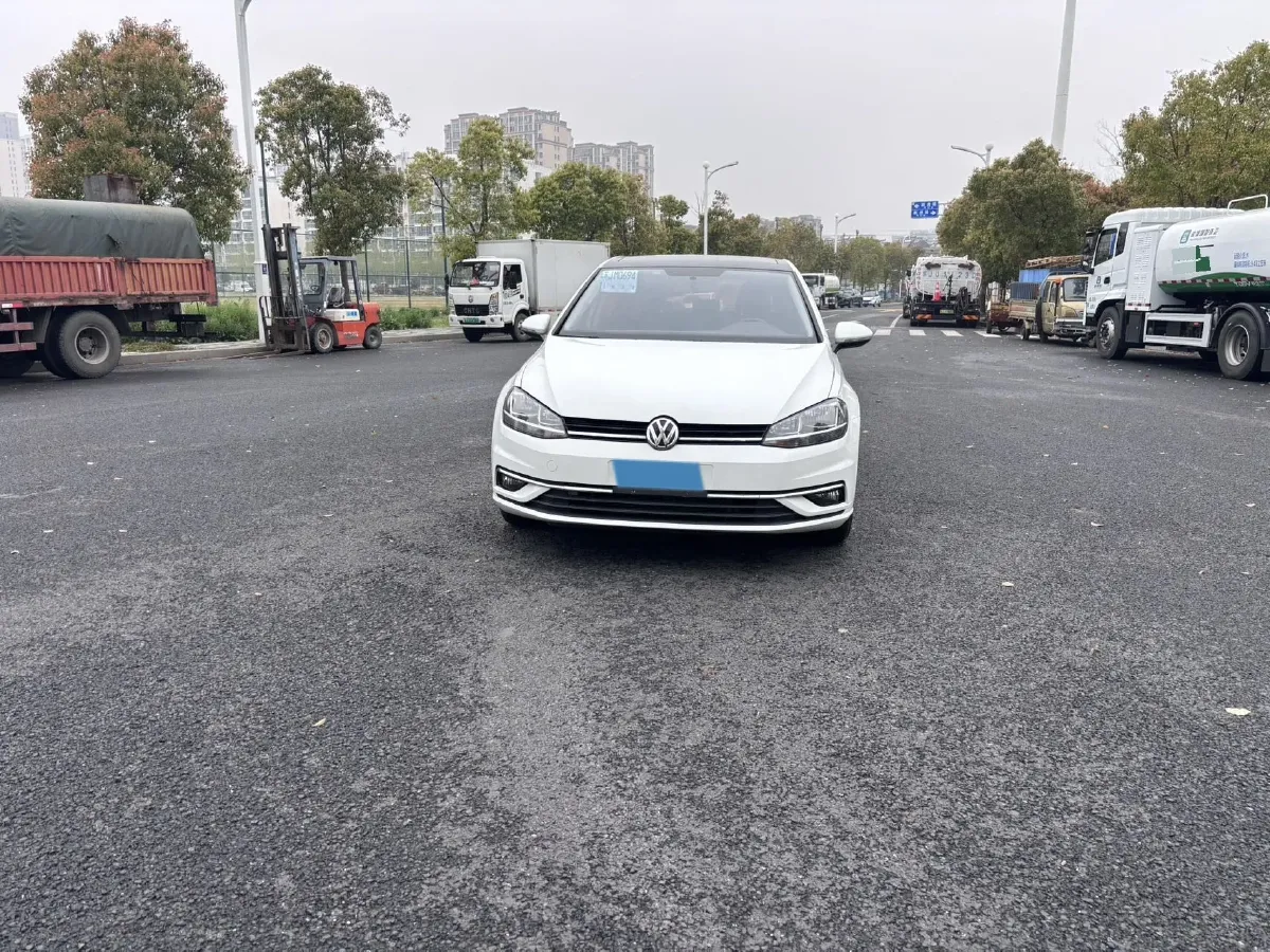 2018 Volkswagen Golf 1.4T 131HP L4 7DCT,autocango,china used car exporter,china ev exporter,chinese used car exporter,chinese used ev exporter