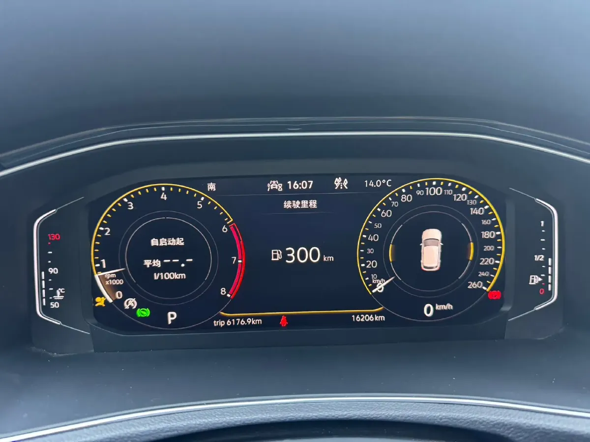 2022 Volkswagen T-Roc 1.4T 150HP L4 7DCT,autocango,china used car exporter,china ev exporter,chinese used car exporter,chinese used ev exporter