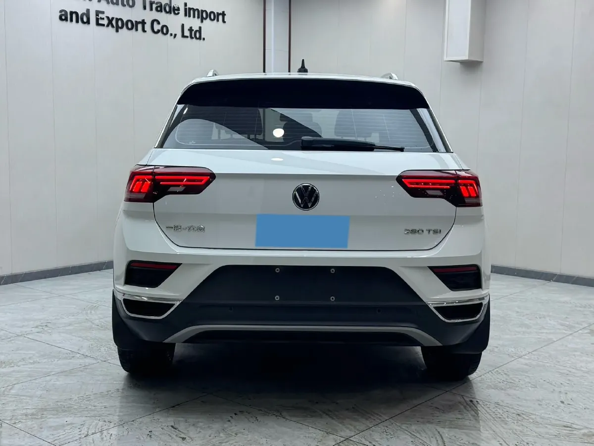 2022 Volkswagen T-Roc 1.4T 150HP L4 7DCT,autocango,china used car exporter,china ev exporter,chinese used car exporter,chinese used ev exporter