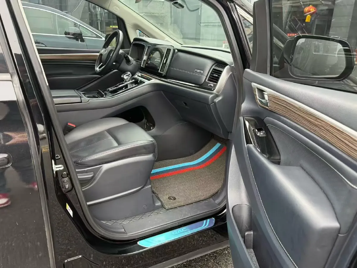 2023 GAC Trumpchi M8 2.0T 252HP L4 8AT,autocango,china used car exporter,china ev exporter,chinese used car exporter,chinese used ev exporter