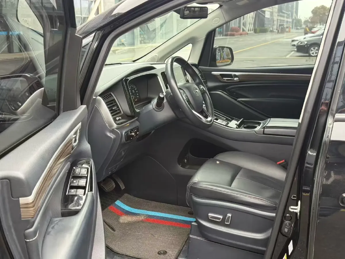 2023 GAC Trumpchi M8 2.0T 252HP L4 8AT,autocango,china used car exporter,china ev exporter,chinese used car exporter,chinese used ev exporter