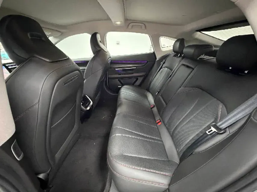 2022 DongFeng Forthing M7 2.0T 224HP L4 8AT,autocango,china used car exporter,china ev exporter,chinese used car exporter,chinese used ev exporter