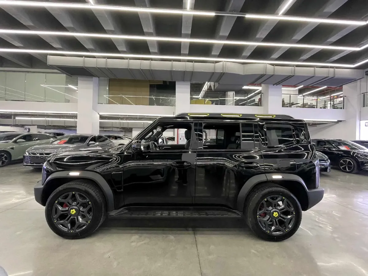 2024 Jetour Traveller 2.0T 254HP L4 7DCT,autocango,china used car exporter,china ev exporter,chinese used car exporter,chinese used ev exporter