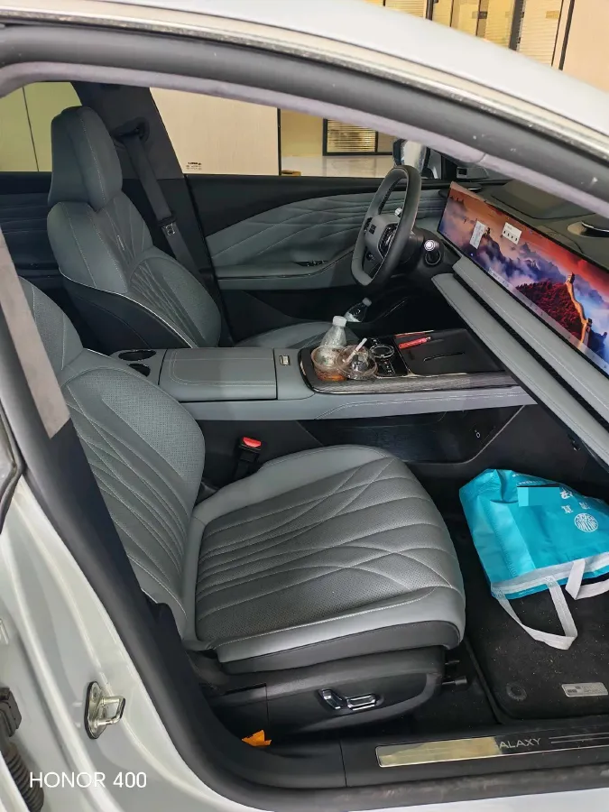 2025 MAXUS InterstellarX 2.5T 224HP L4 8AT,autocango,china used car exporter,china ev exporter,chinese used car exporter,chinese used ev exporter