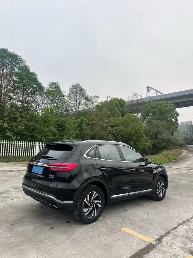 2022 HongQi HS5 2.0T 224HP L4 6AT,autocango,china used car exporter,china ev exporter,chinese used car exporter,chinese used ev exporter