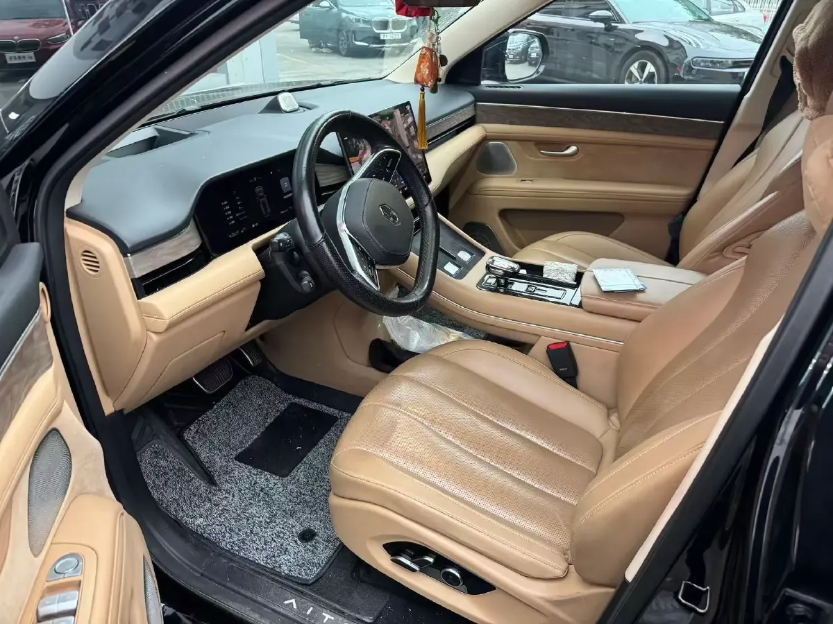 2022 Volvo S60 2.0T 197HP L4 8AT,autocango,china used car exporter,china ev exporter,chinese used car exporter,chinese used ev exporter