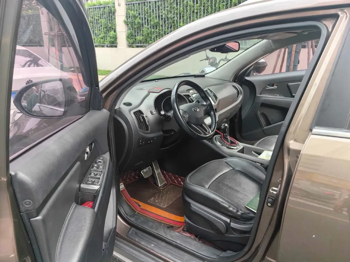 2016 Kia Sportage R 2.0L 165HP L4 6AT,autocango,china used car exporter,china ev exporter,chinese used car exporter,chinese used ev exporter