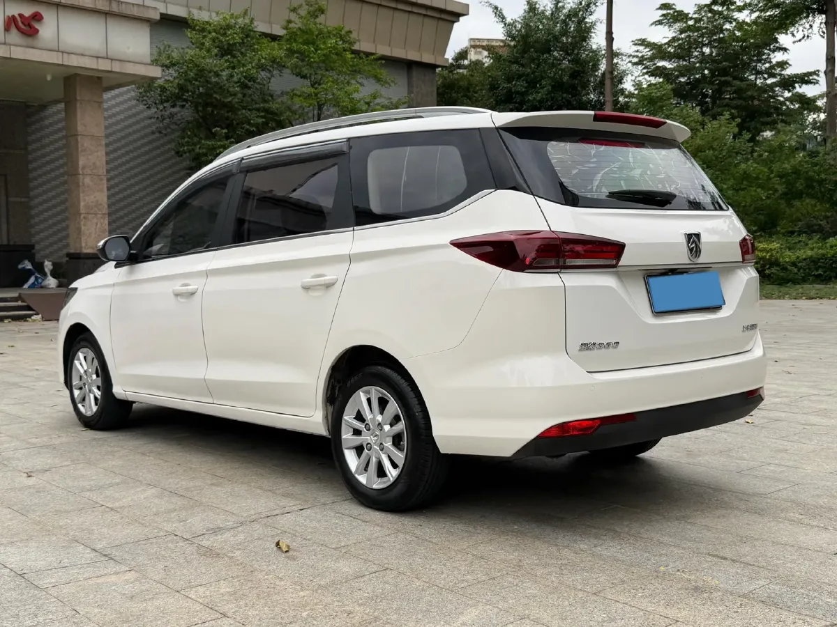 2018 BaoJun 360 1.5L 112HP L4 6MT,autocango,china used car exporter,china ev exporter,chinese used car exporter,chinese used ev exporter