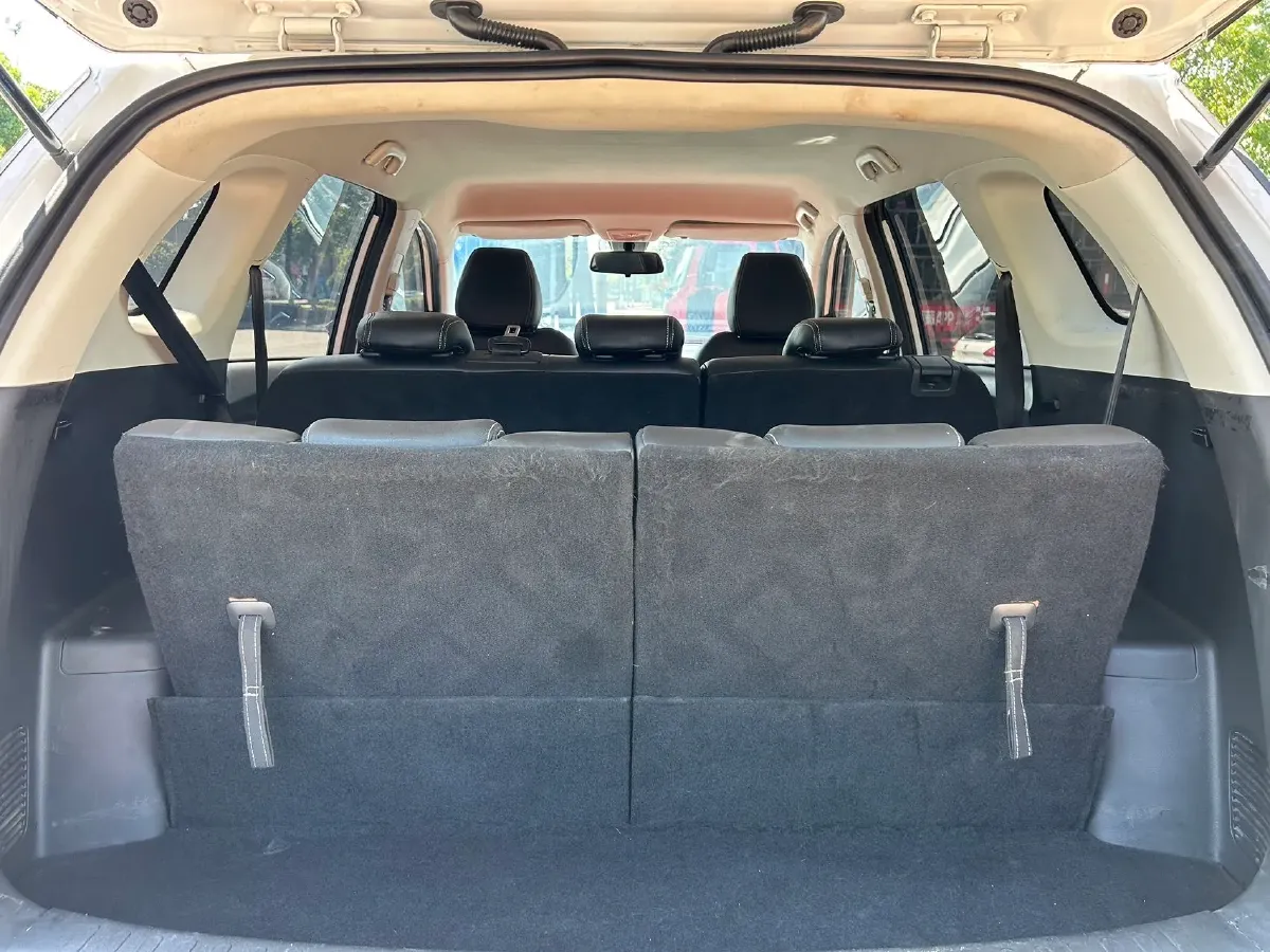 2019 BaoJun 530 1.5T 151HP L4 CVT,autocango,china used car exporter,china ev exporter,chinese used car exporter,chinese used ev exporter