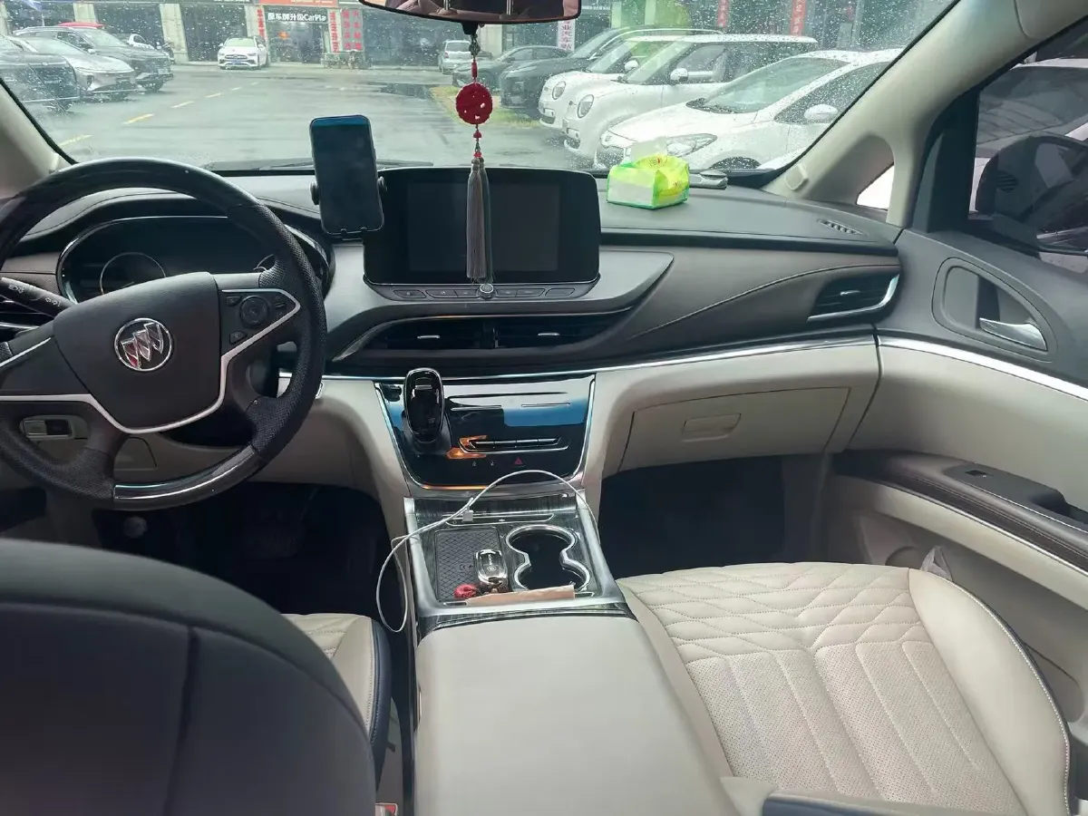 2023 Buick GL8 2.0T 237HP L4 9AT,autocango,china used car exporter,china ev exporter,chinese used car exporter,chinese used ev exporter