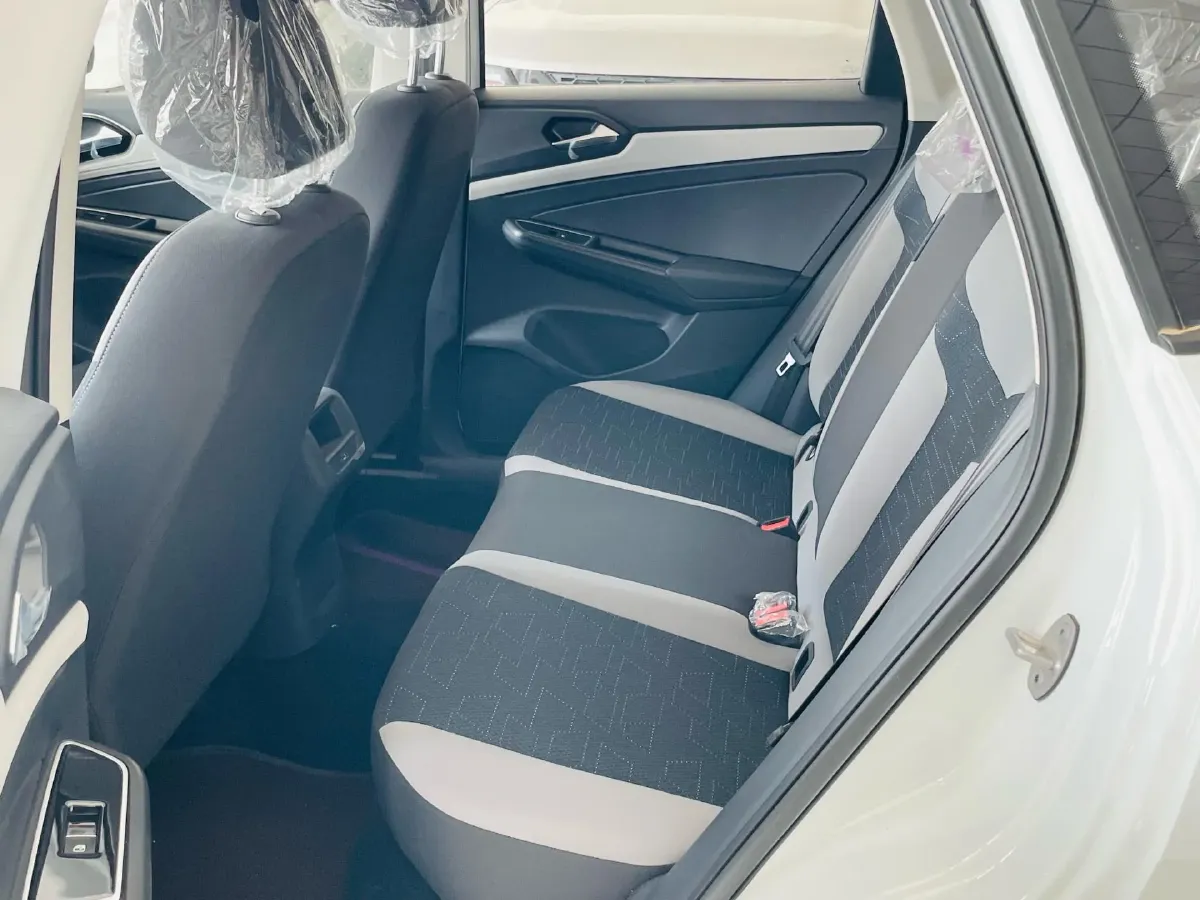 2024 Jetta VS5 1.4T 150HP L4 5MT,autocango,china used car exporter,china ev exporter,chinese used car exporter,chinese used ev exporter