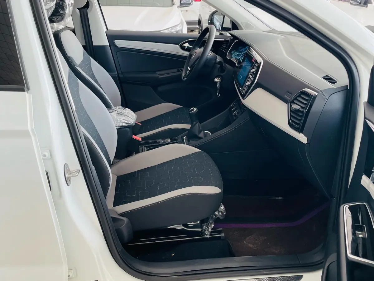 2024 Jetta VS5 1.4T 150HP L4 5MT,autocango,china used car exporter,china ev exporter,chinese used car exporter,chinese used ev exporter