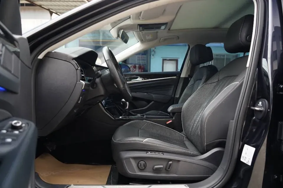 2022 Xpeng P7 BEV 60.2KWH,autocango,china used car exporter,china ev exporter,chinese used car exporter,chinese used ev exporter