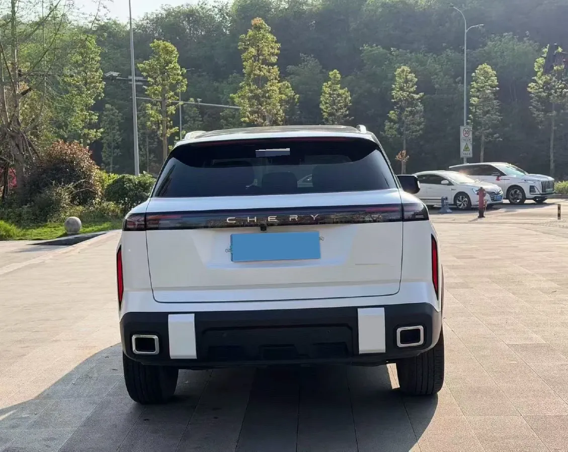 2023 Chery Exploration 06 1.6T 197HP L4 7DCT,autocango,china used car exporter,china ev exporter,chinese used car exporter,chinese used ev exporter