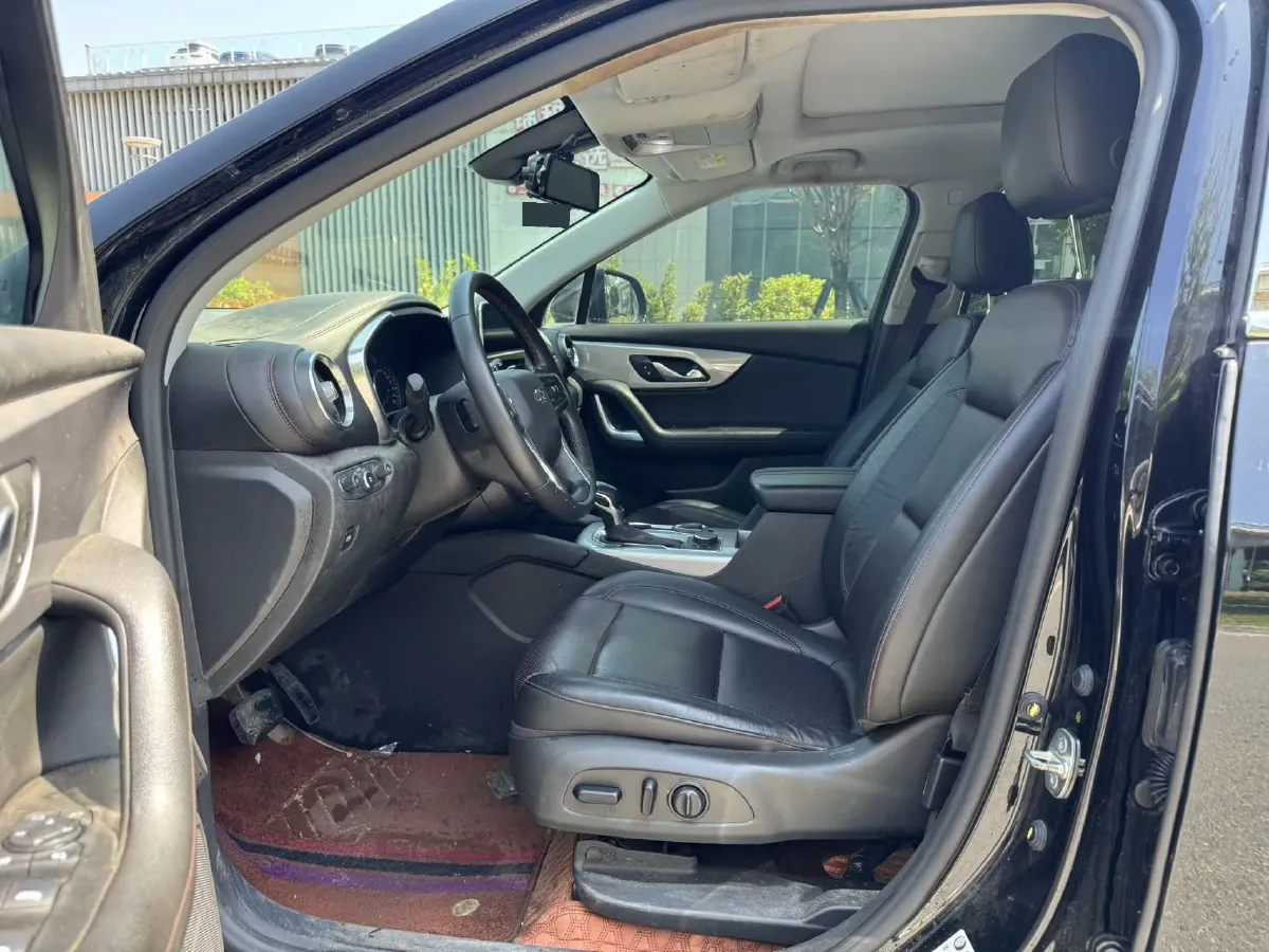 2020 Chevrolet Blazer 2.0T 237HP L4 9AT,autocango,china used car exporter,china ev exporter,chinese used car exporter,chinese used ev exporter